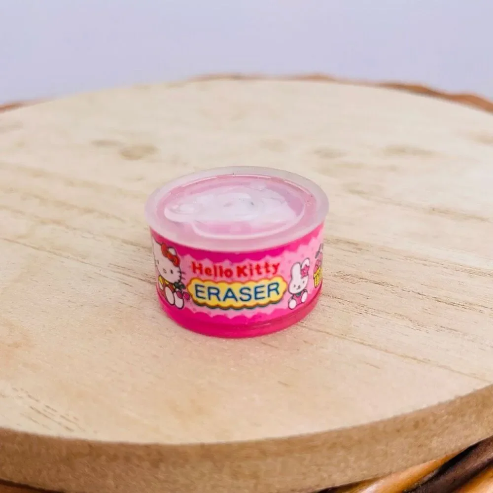 Vintage Hello Kitty Sanrio Mini‎ Retro Circle Case w/ Removable Eraser 1976 2003